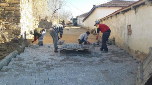 utas-hafriyat-kula-bebekli-parke-döşeme19